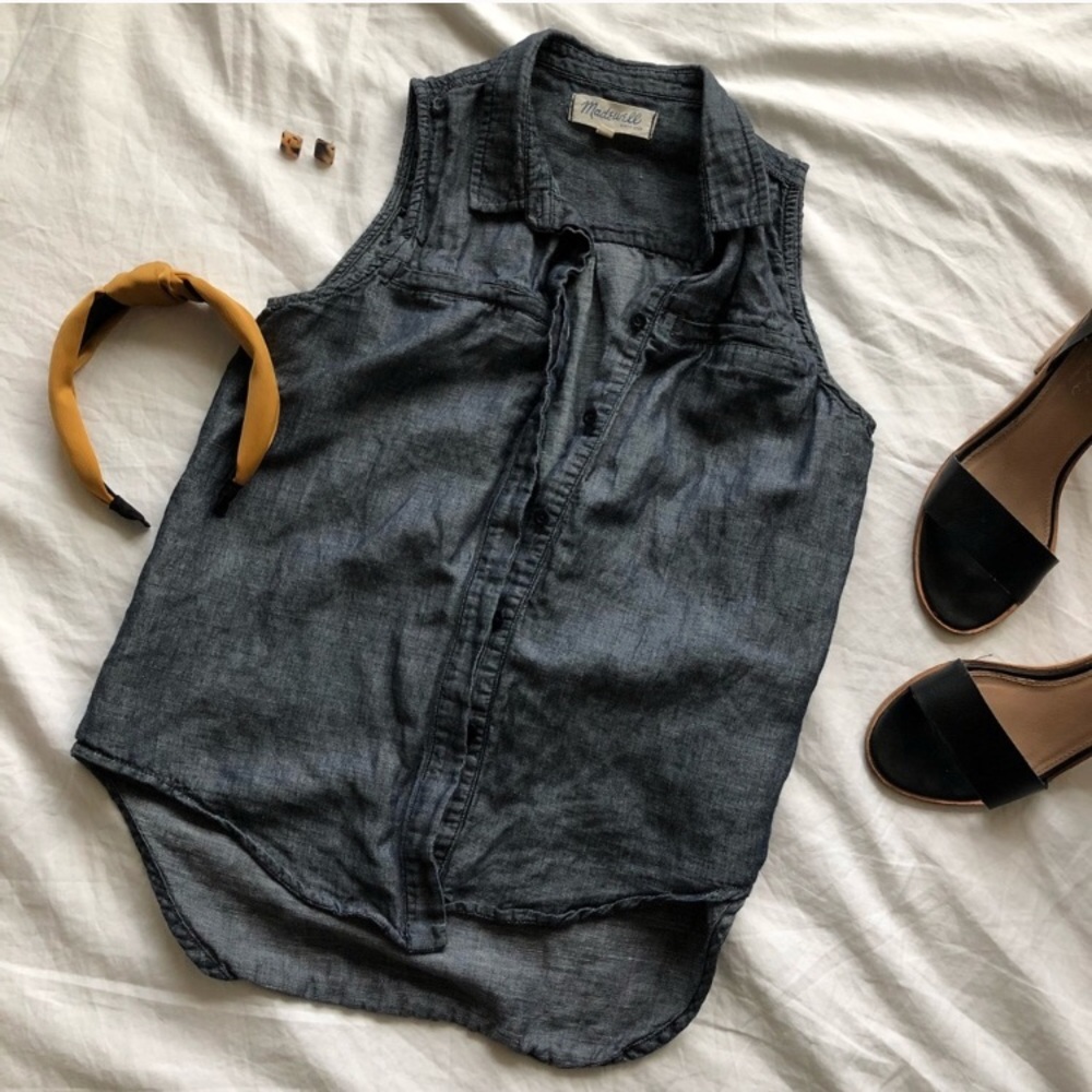 Madewell chambray sleeveless top